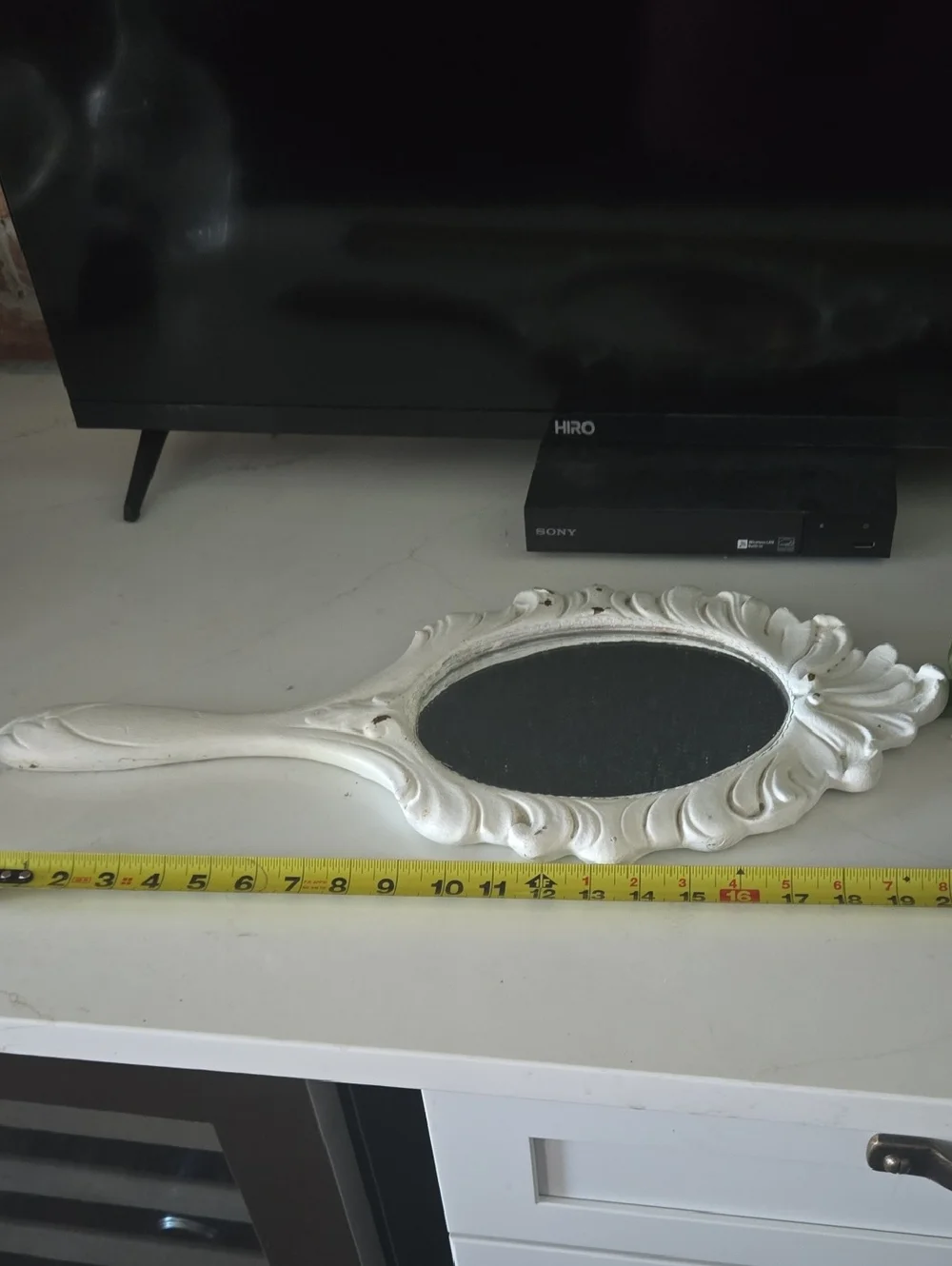 Source Unknown White Decorative Hand Mirror Wall Accent No Bundling